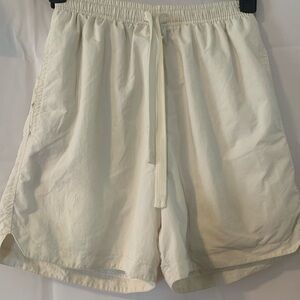DTLR Exclusive Pro Standard MLB Mens M Athletic Shorts Officially Licensed Ivory